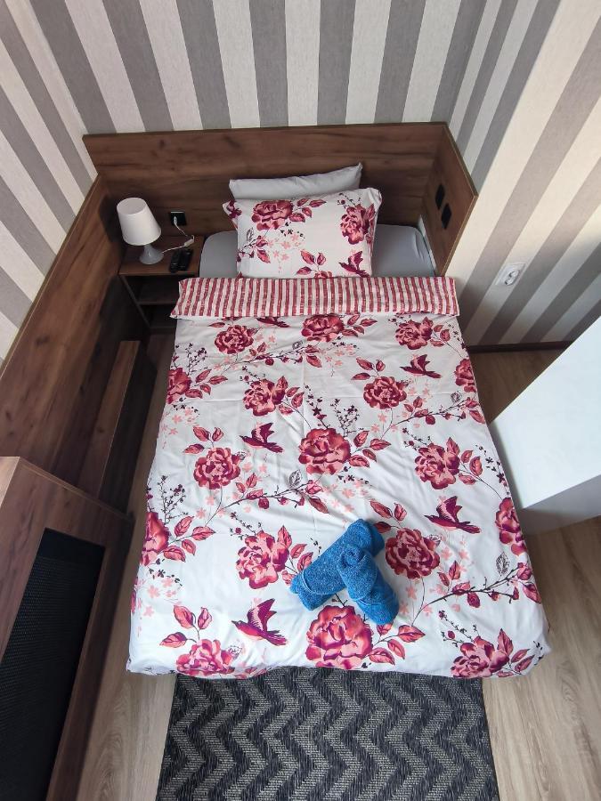 Studio Apartments Maksimovic Ni Eksteriør bilde