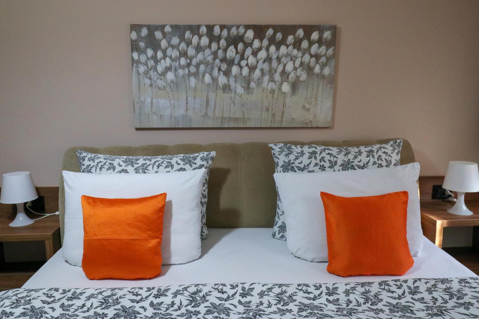 Studio Apartments Maksimovic Ni Eksteriør bilde