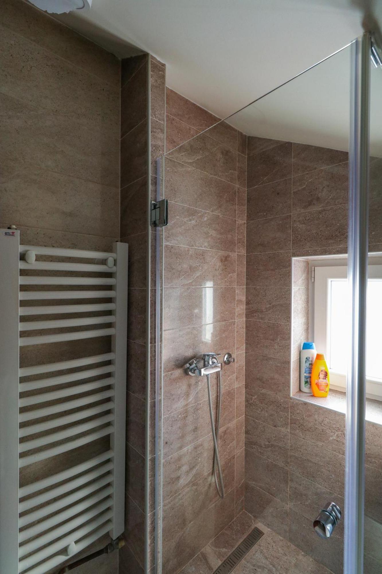 Studio Apartments Maksimovic Ni Eksteriør bilde