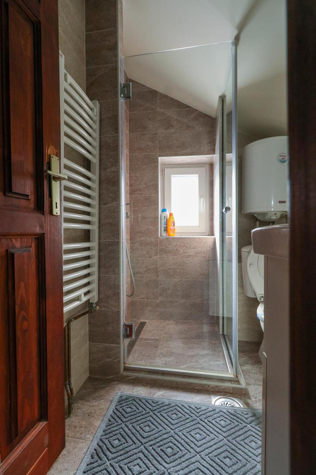 Studio Apartments Maksimovic Ni Eksteriør bilde